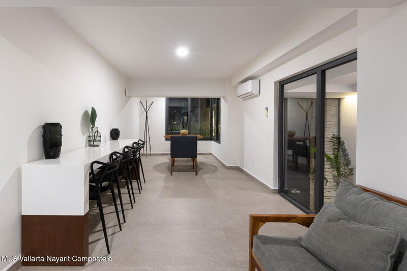 20250927212427167743000000 o