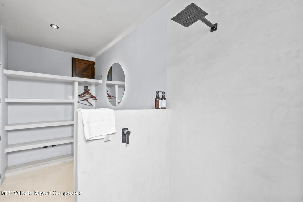 20250708200140108444000000 o