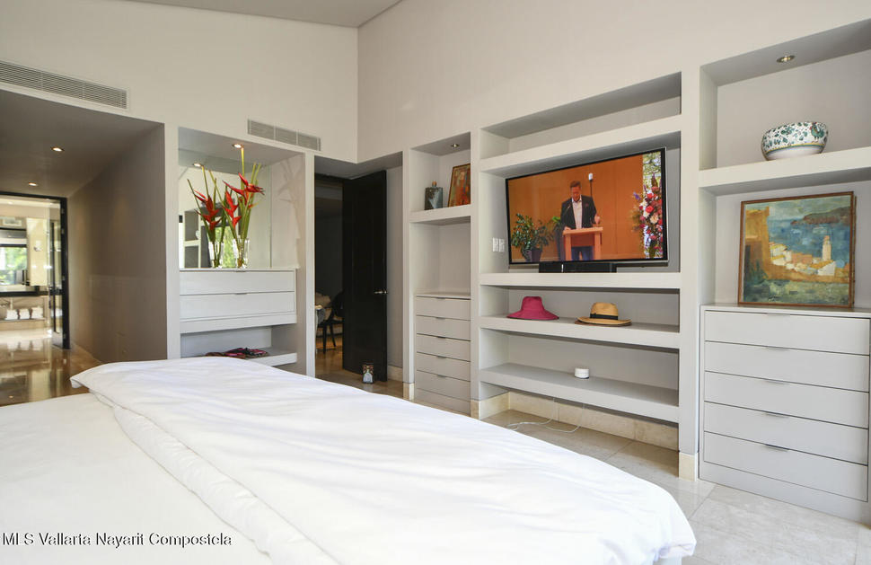 20260206222918216689000000 o