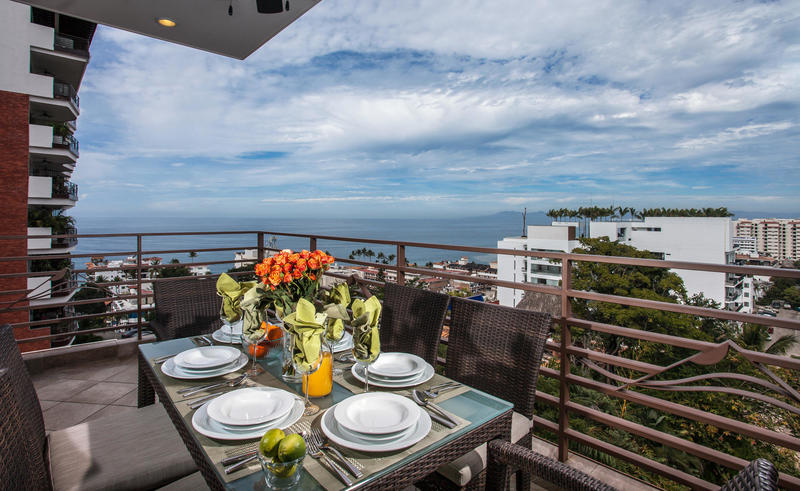 Pinnacle Residences 304 304