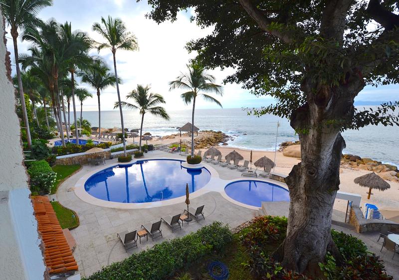 Playa Esmeralda PH 601