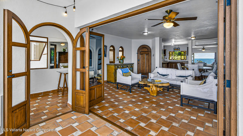 20250806211106244825000000 o