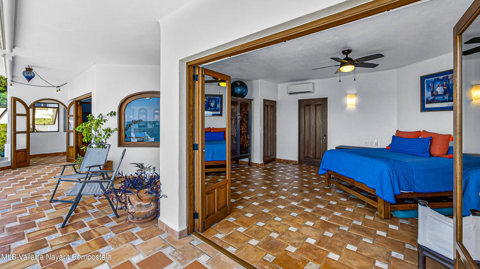 20250806211157939290000000 o