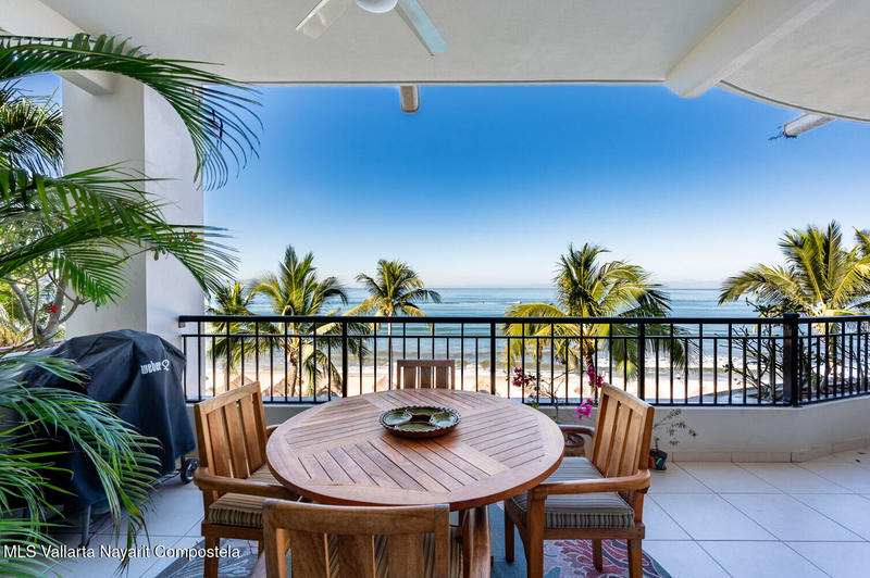 Playa Royale Residences 403