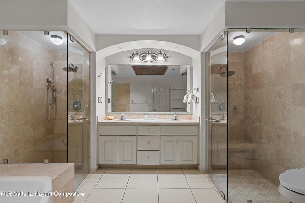 20250930212522804723000000 o