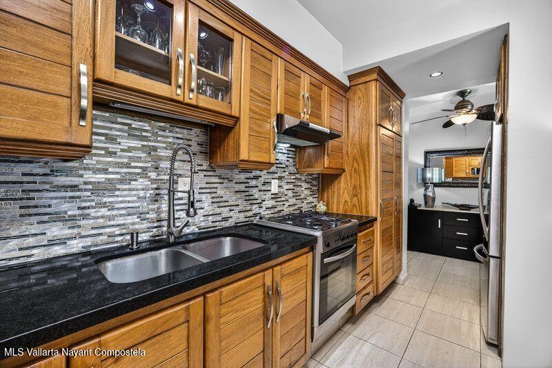 20251226175650548287000000 o