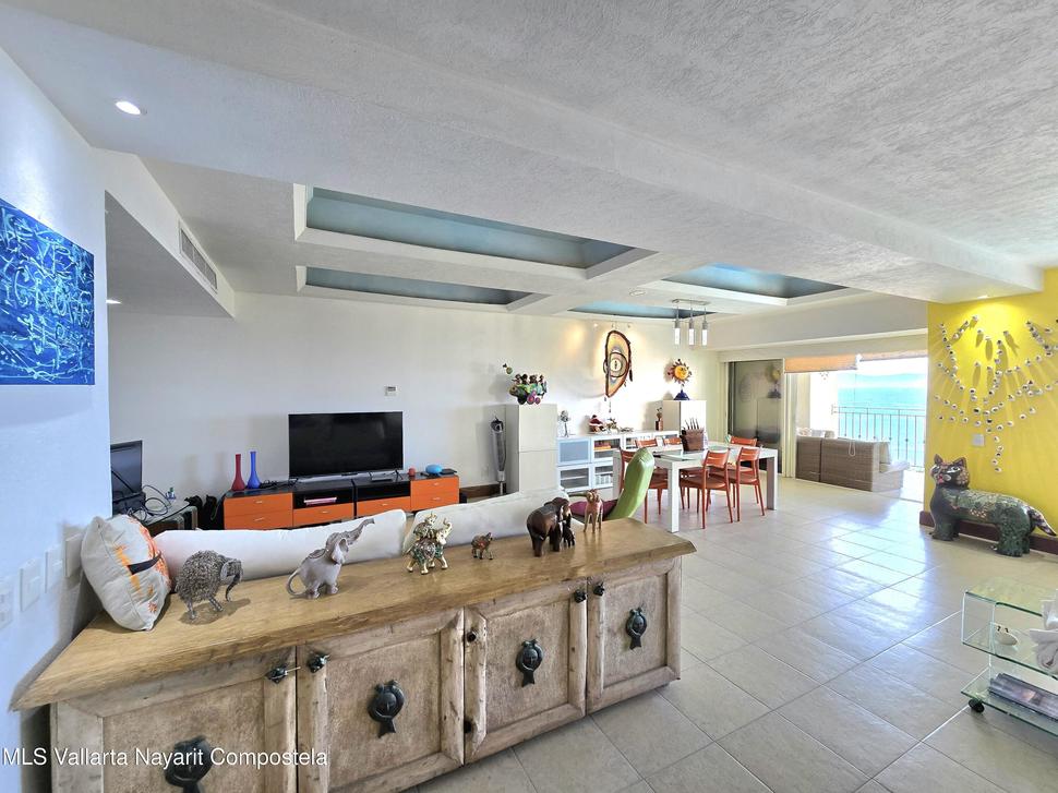 20251220171253766646000000 o