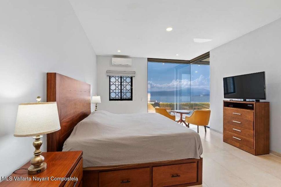 20251108184106690518000000 o