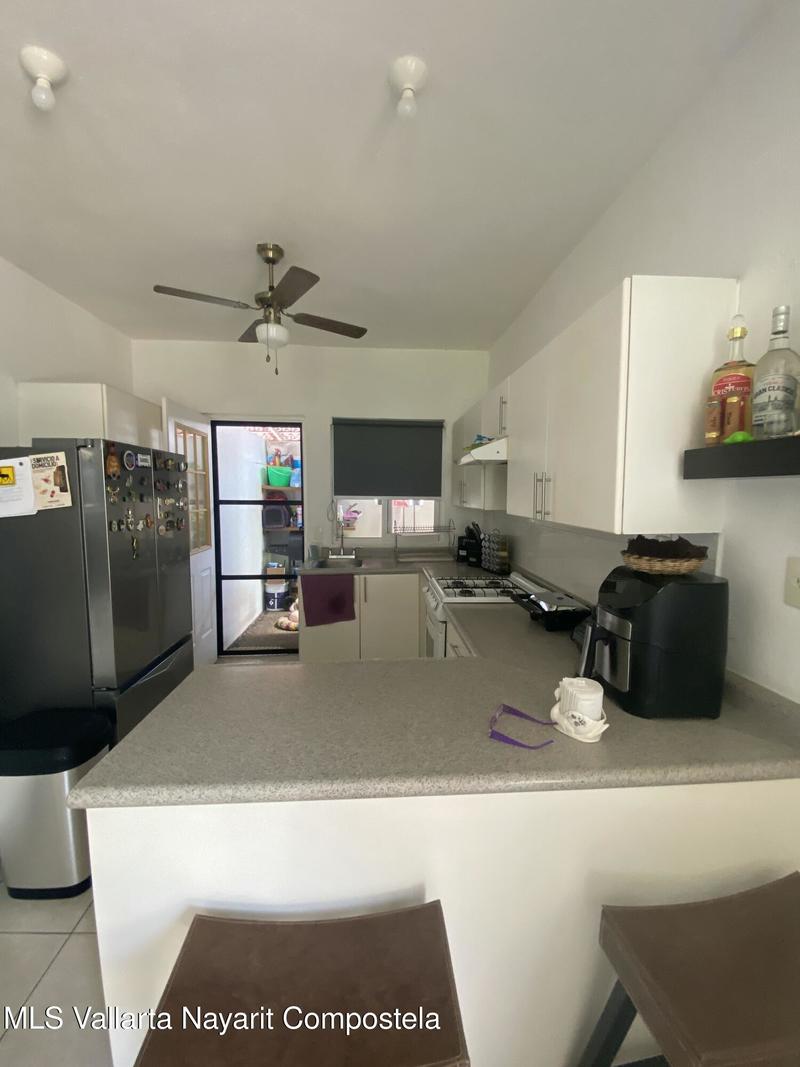 20251013232505215650000000 o