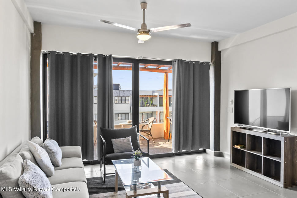 20251029213550998029000000 o