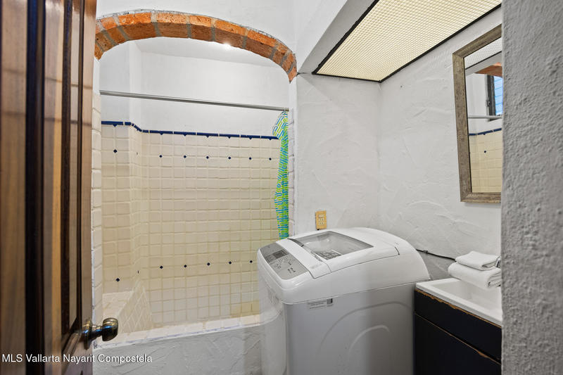 20250625030854835072000000 o