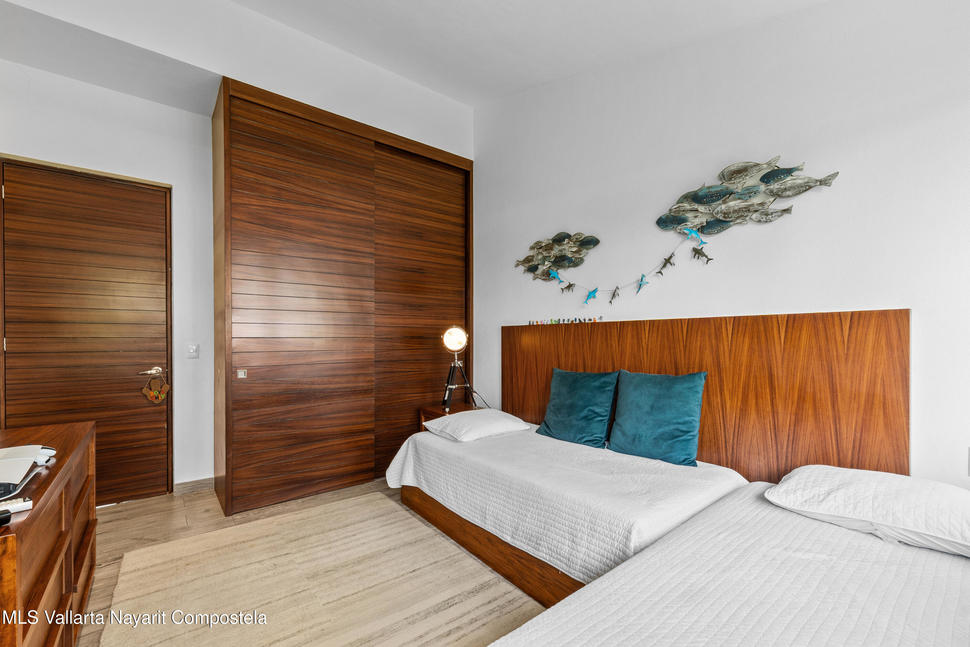 20251016150720333623000000 o