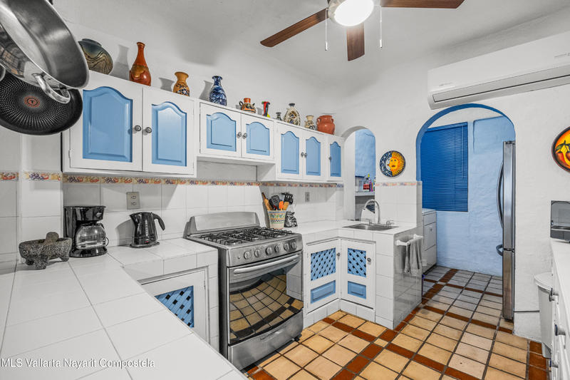 20251103203628361695000000 o