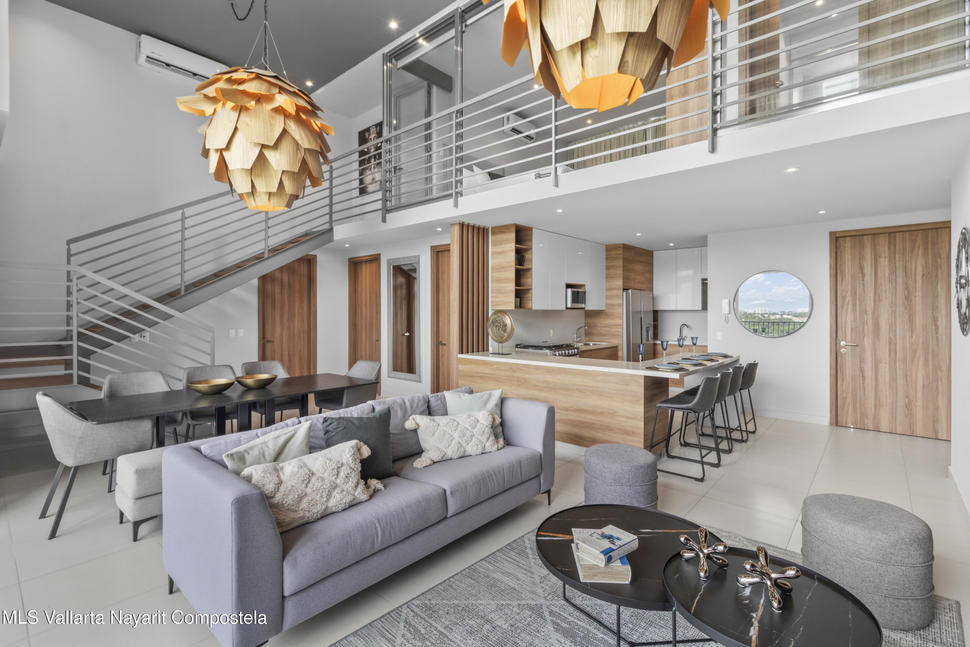 20251105212049652695000000 o