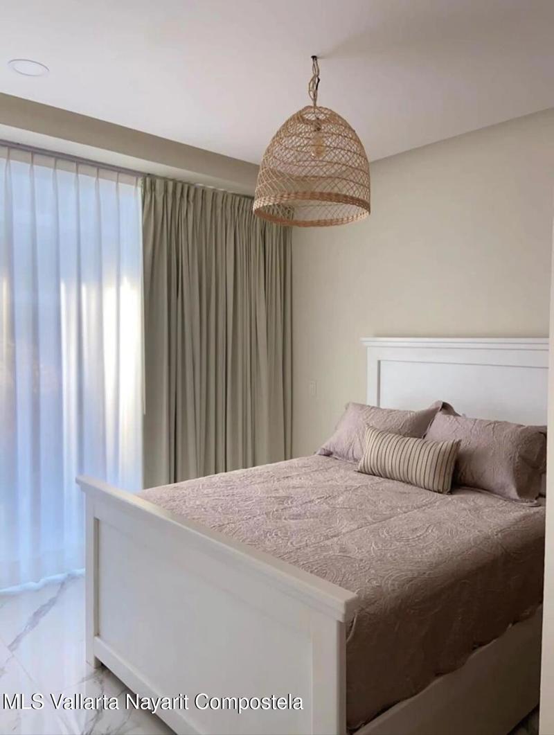 20251127195406097694000000 o