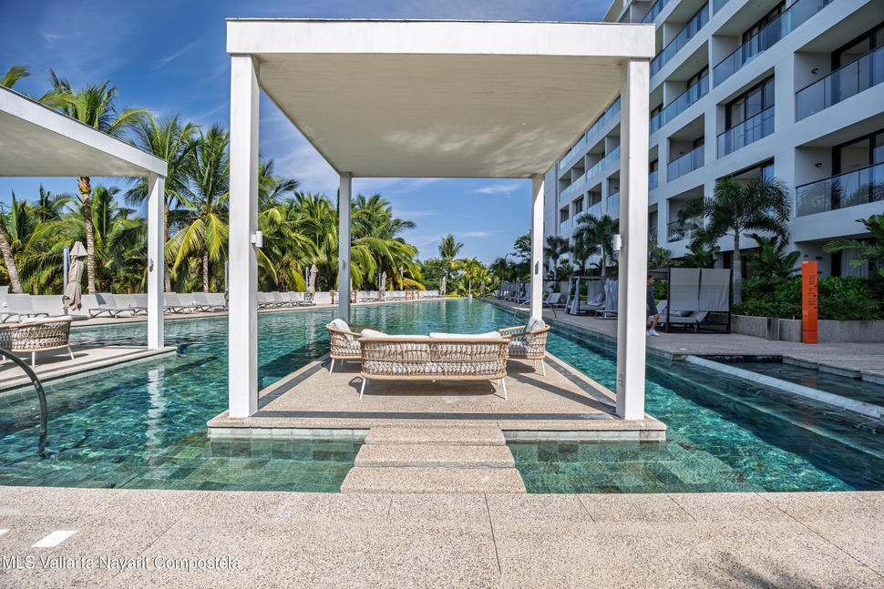 20251118165956469913000000 o