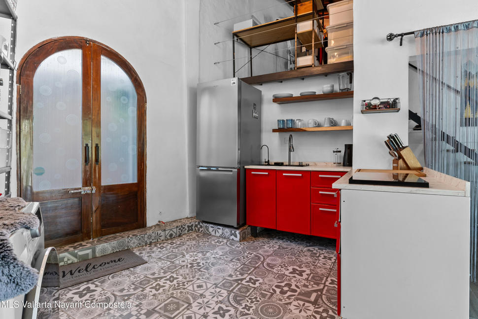 20251222233005924446000000 o