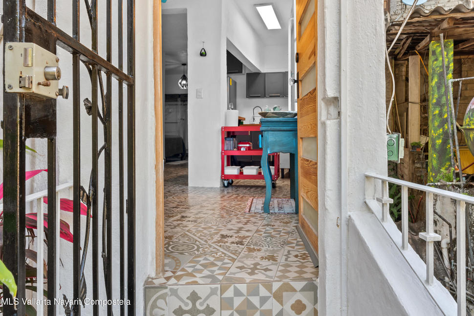 20251222233326947985000000 o