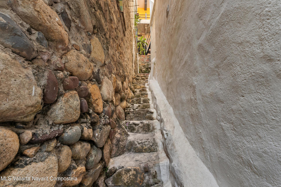 20251222233404637881000000 o