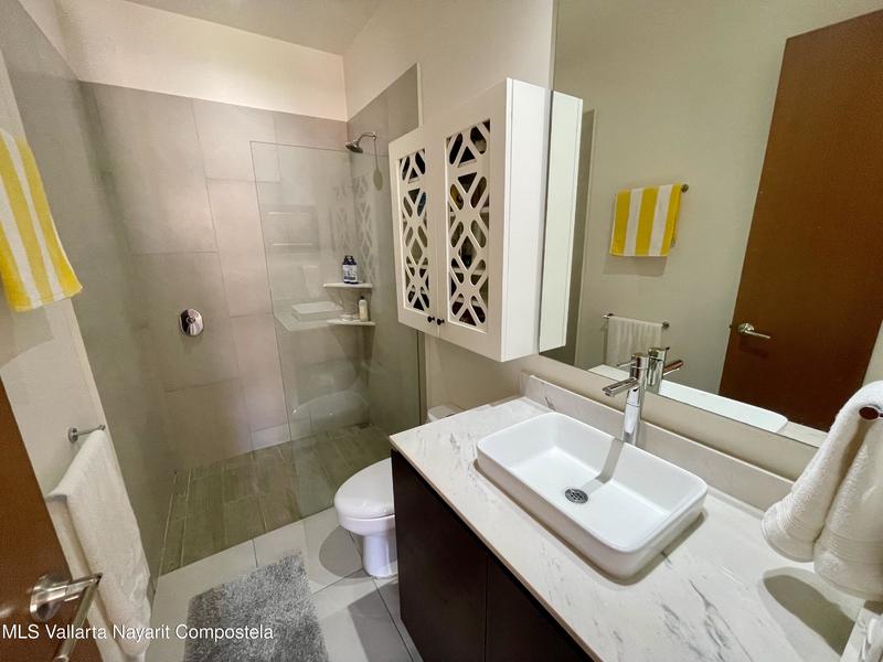 20251013223214077748000000 o