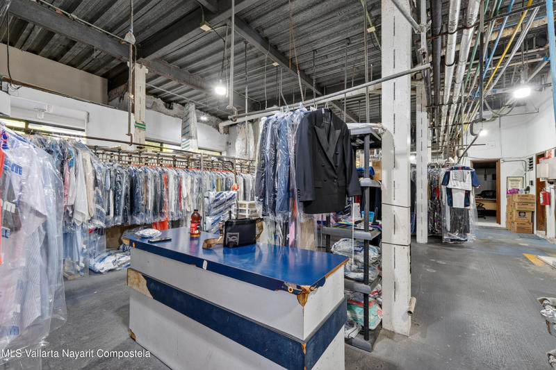 20251020180319236719000000 o