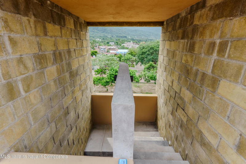 20251022183419008898000000 o