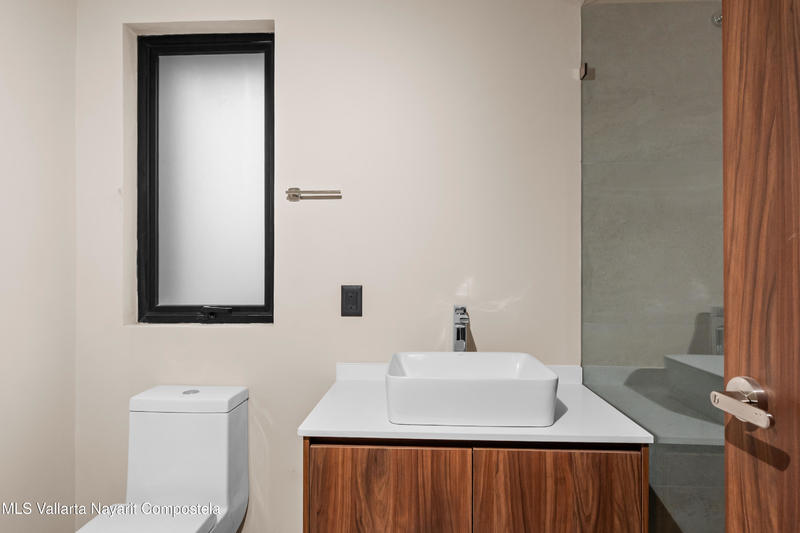 20250918183825188736000000 o