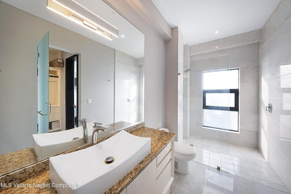 20251114172016311484000000 o