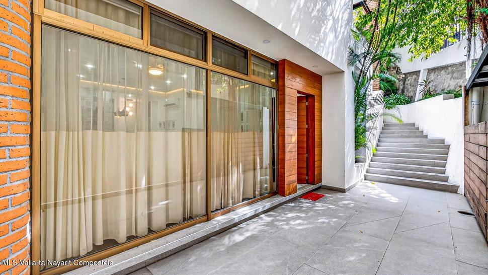 20251122012214084476000000 o