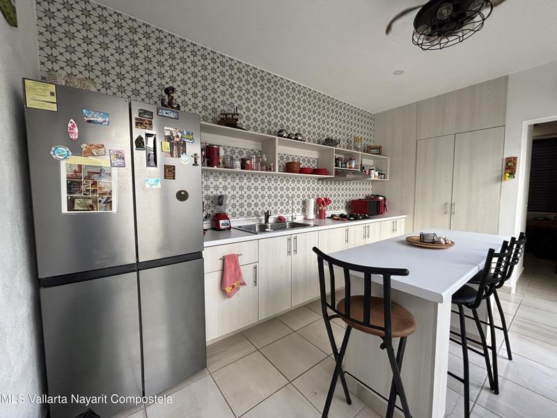 20251016234102454389000000 o