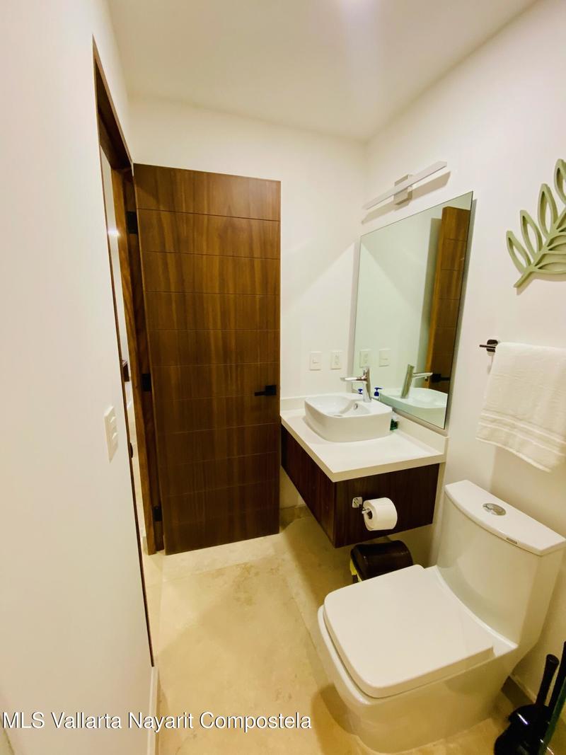 20251010185709705359000000 o