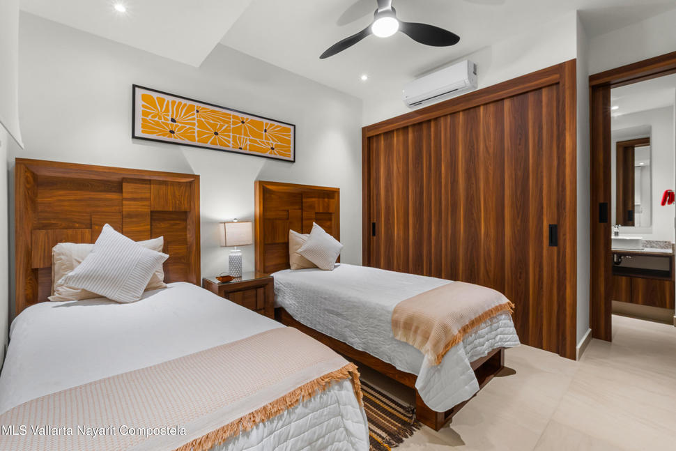 20250921183720962043000000 o