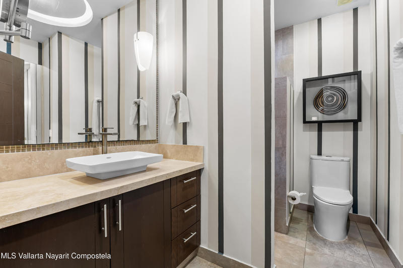 20251027044658712539000000 o