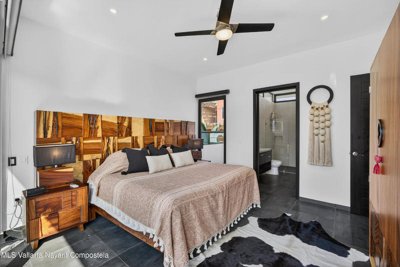 20251219182010008167000000 o