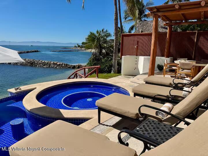 20251210195247009616000000 o