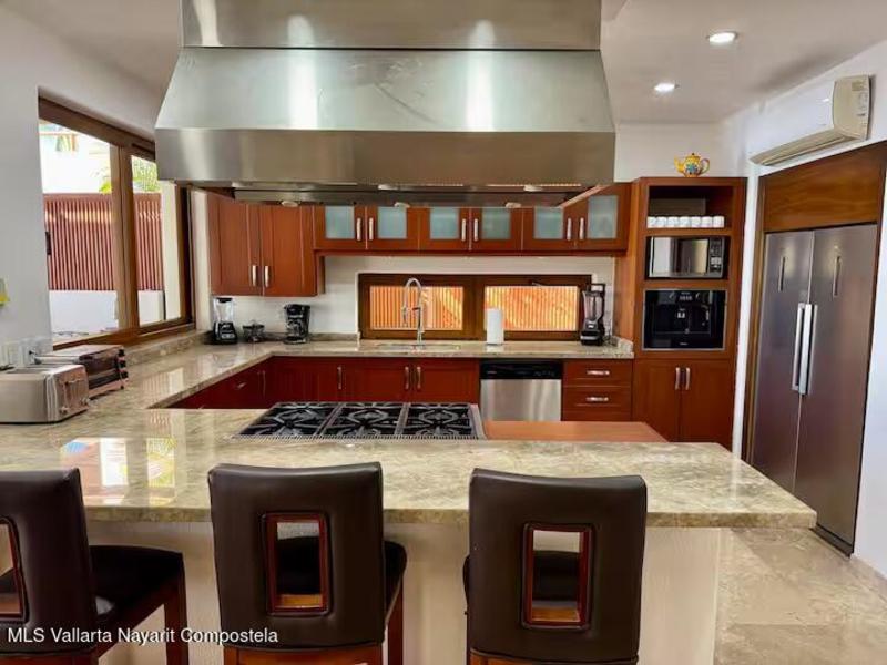 20251210195251347455000000 o