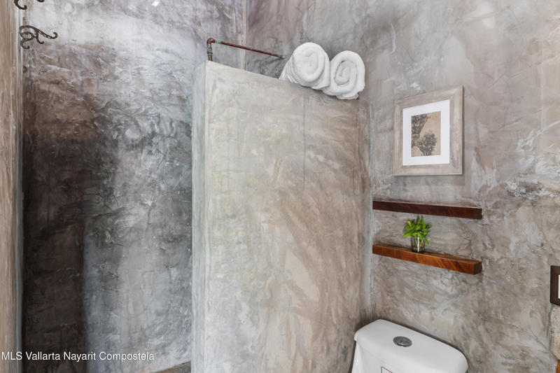 20250922211612735023000000 o