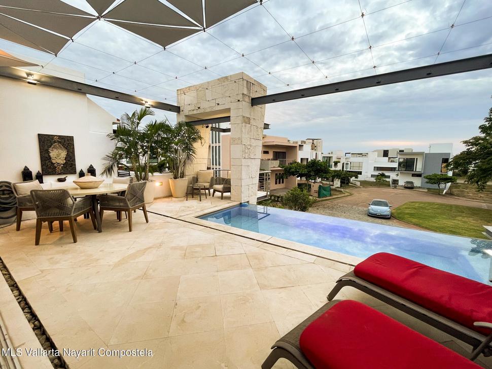 20251216144006480055000000 o