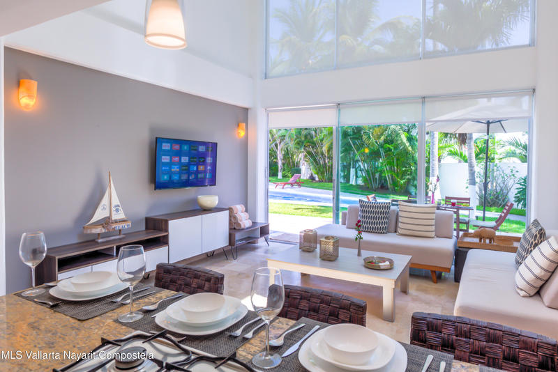 20251013224810344369000000 o