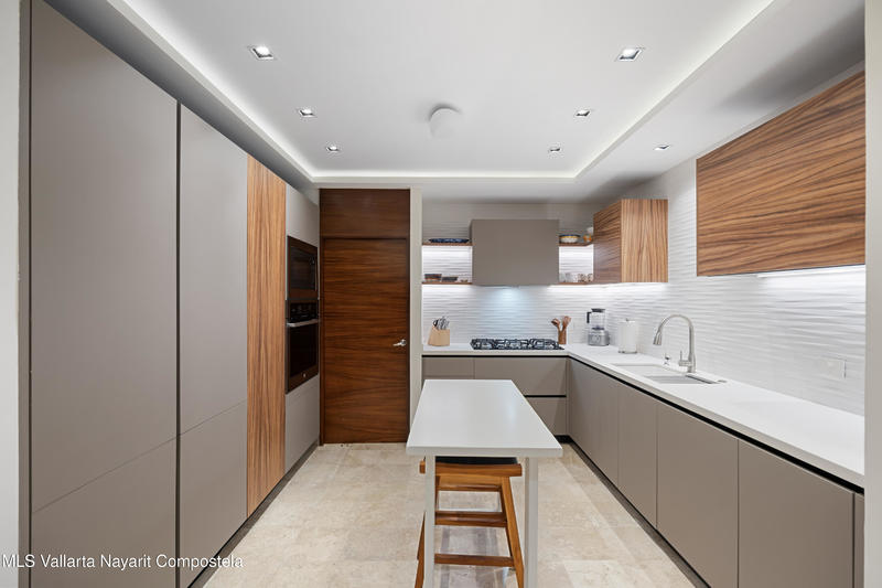 20250922214824043126000000 o