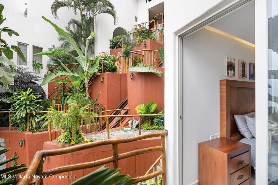 20250922214918638291000000 o