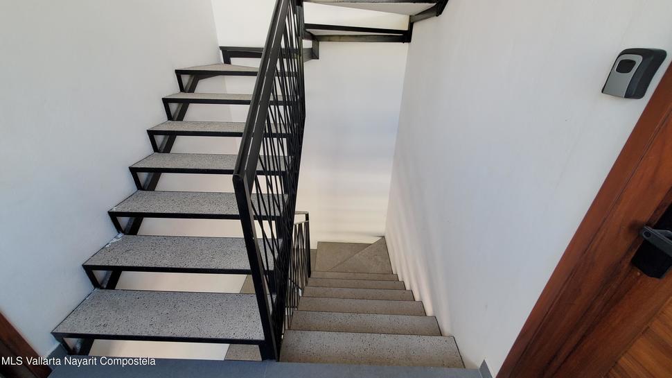 20251119022704572363000000 o