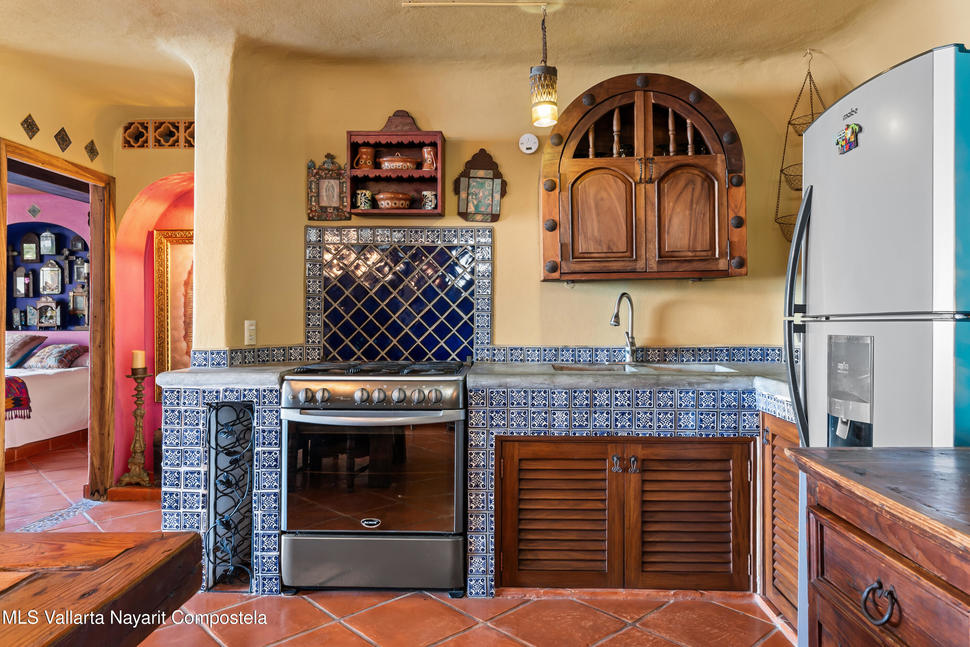 20251119225155500191000000 o