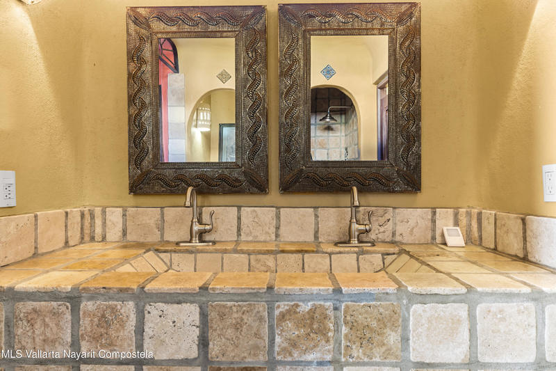 20251119225441655155000000 o