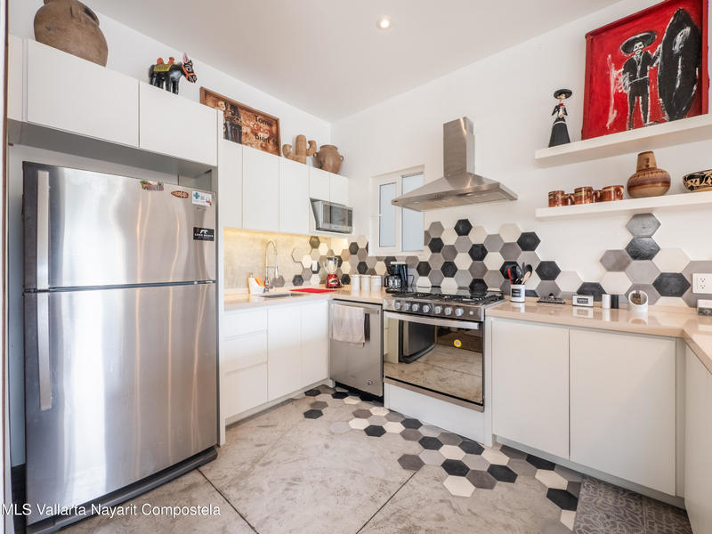 20251004175124920057000000 o