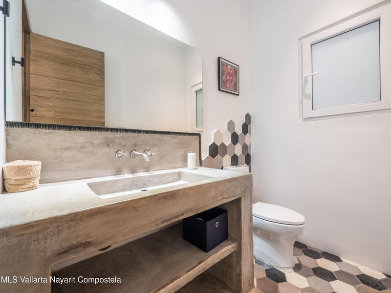 20251004175317571651000000 o