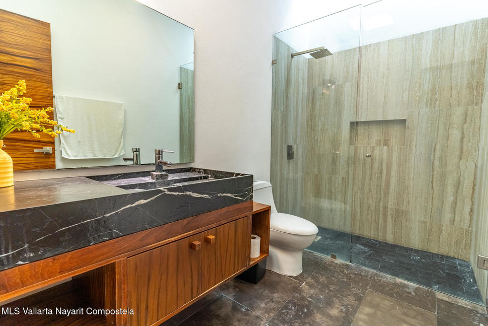 20251105212311105534000000 o