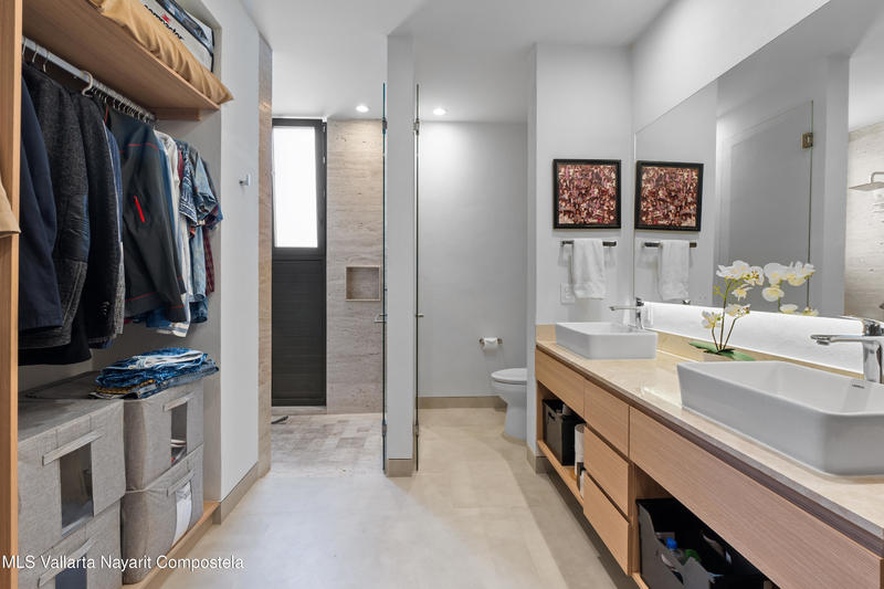 20250827214302942088000000 o