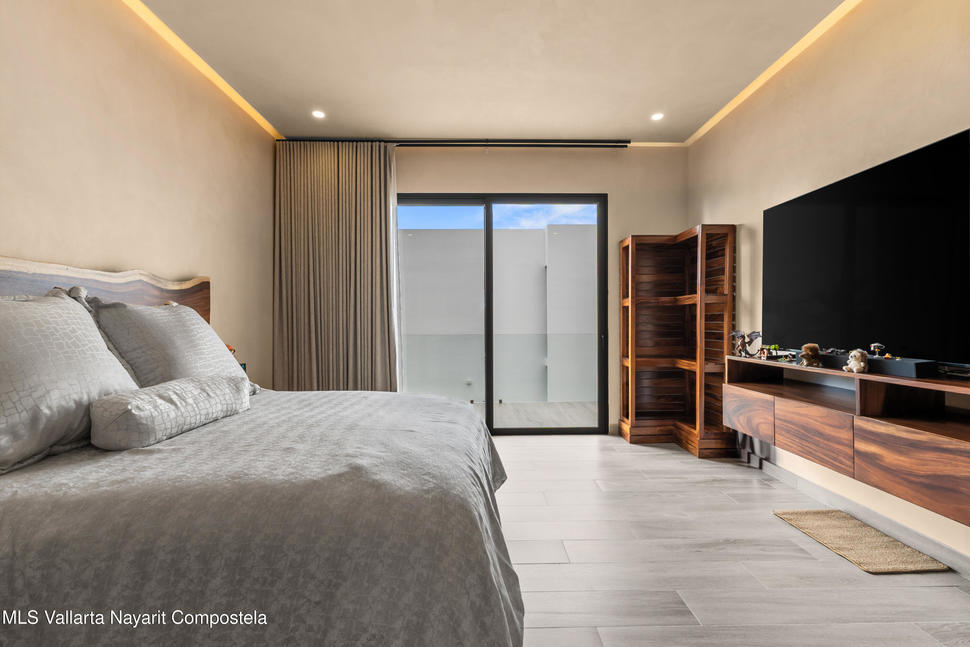 20251002143249069028000000 o