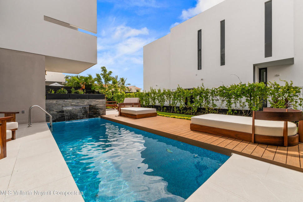 20251002143329672840000000 o